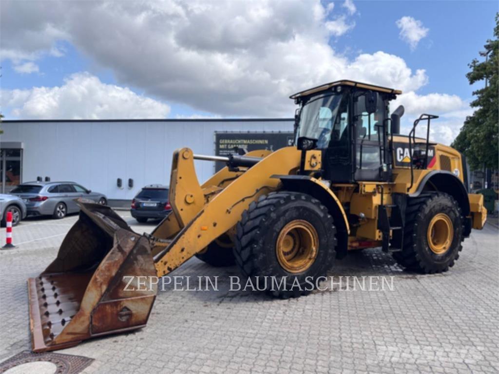CAT 950M Pale gommate