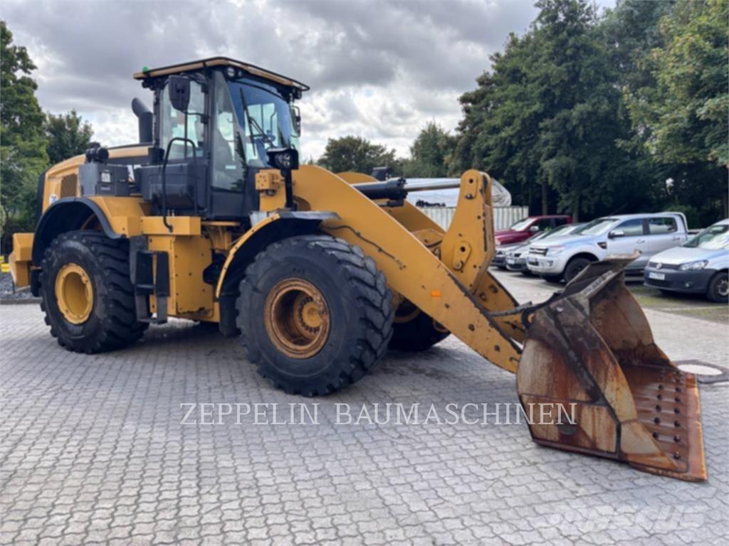 CAT 950M Pale gommate