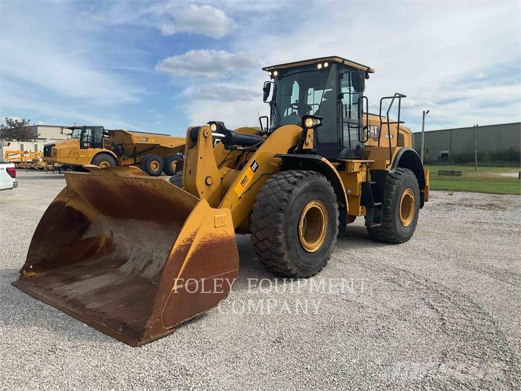 CAT 950M Pale gommate