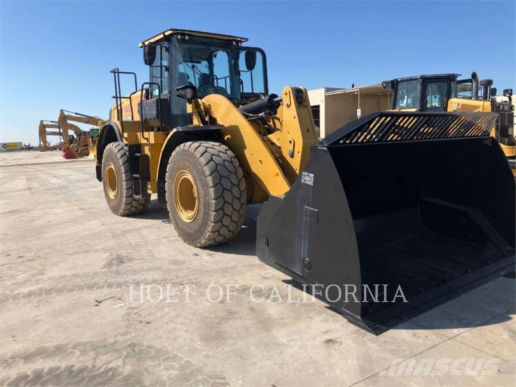 CAT 950M Pale gommate