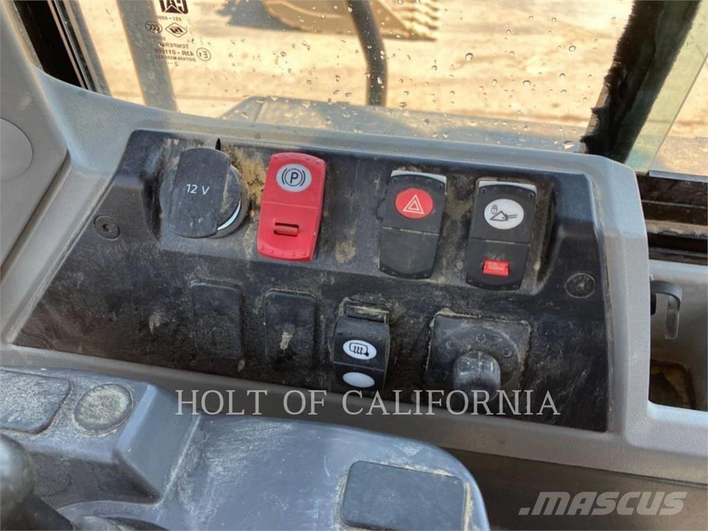 CAT 950M Pale gommate