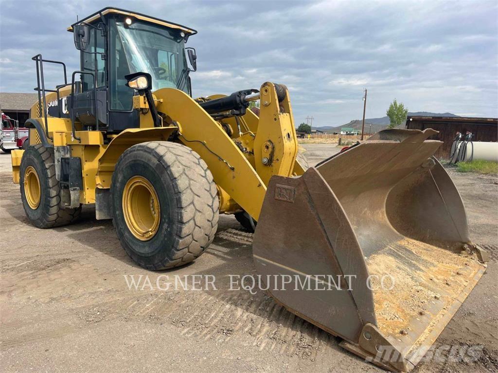 CAT 950M Pale gommate