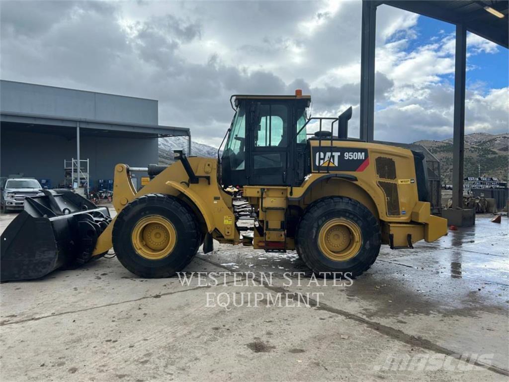 CAT 950M Pale gommate