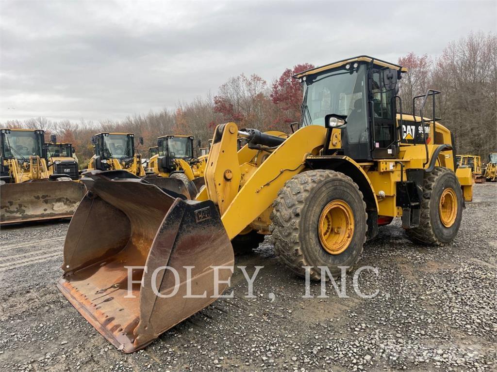 CAT 950M Pale gommate