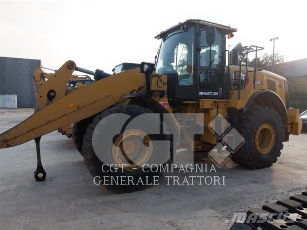 CAT 950M Pale gommate