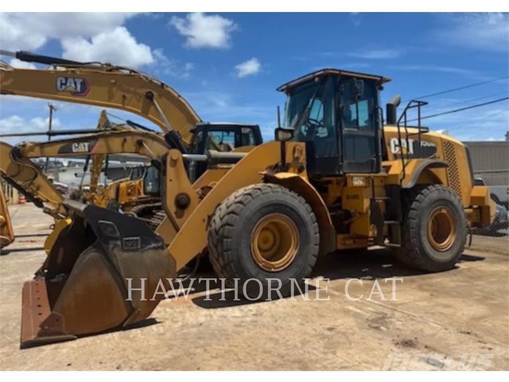 CAT 950M Pale gommate