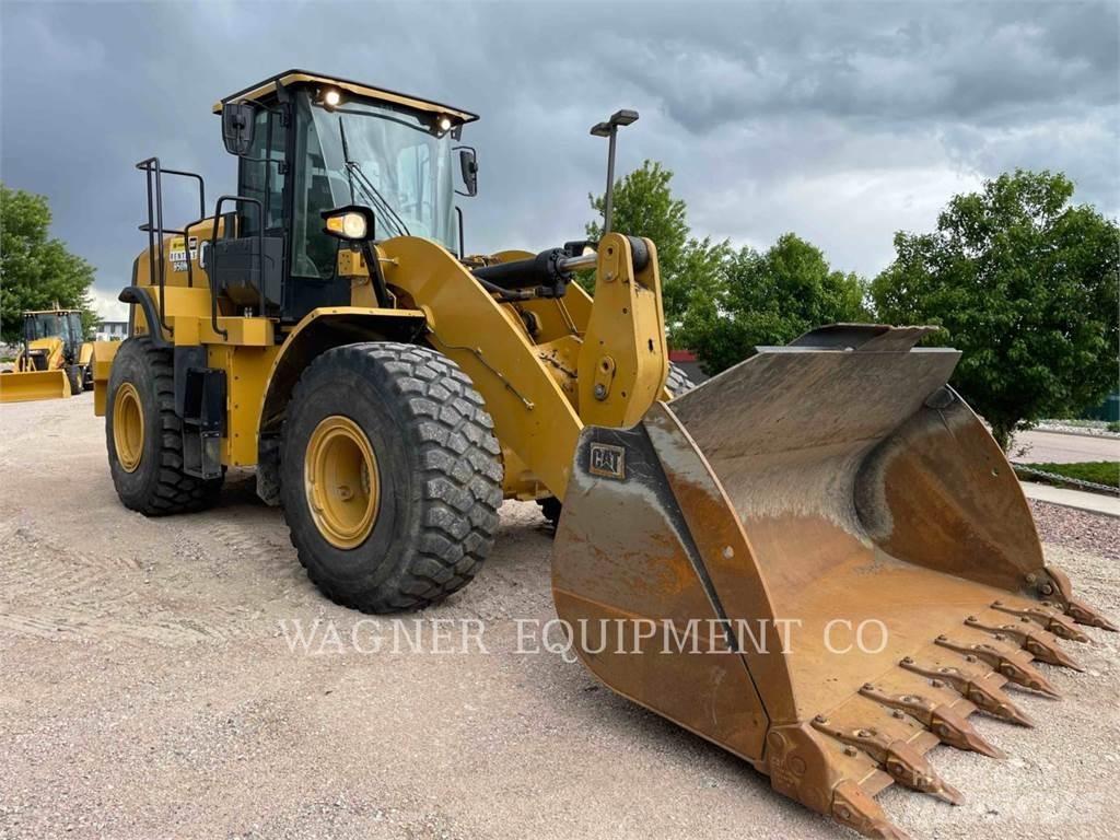 CAT 950M Pale gommate