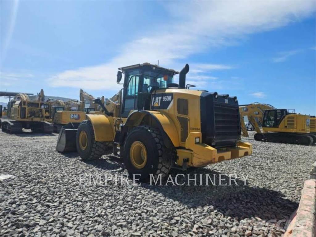 CAT 950M-BR Pale gommate