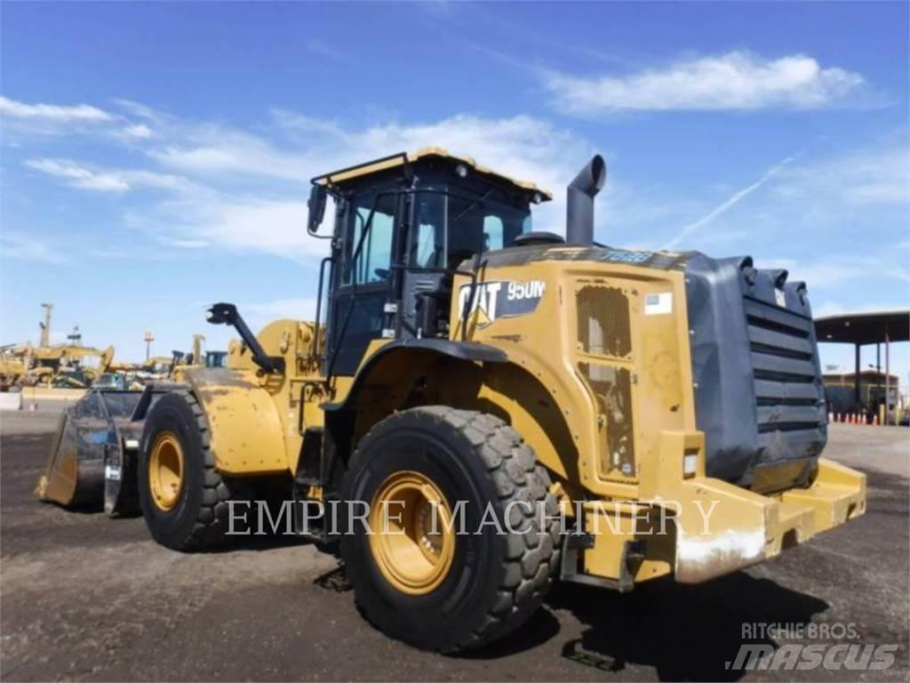 CAT 950M FC Pale gommate