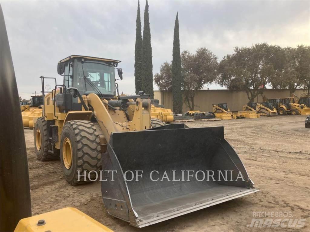 CAT 950M HL Pale gommate
