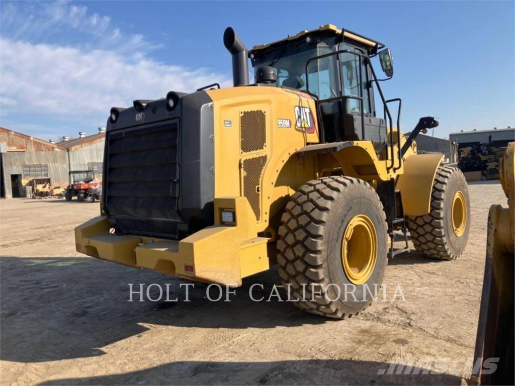 CAT 950M HL Pale gommate