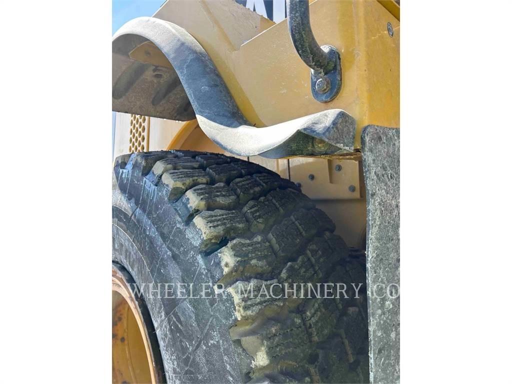 CAT 950M JRB Pale gommate