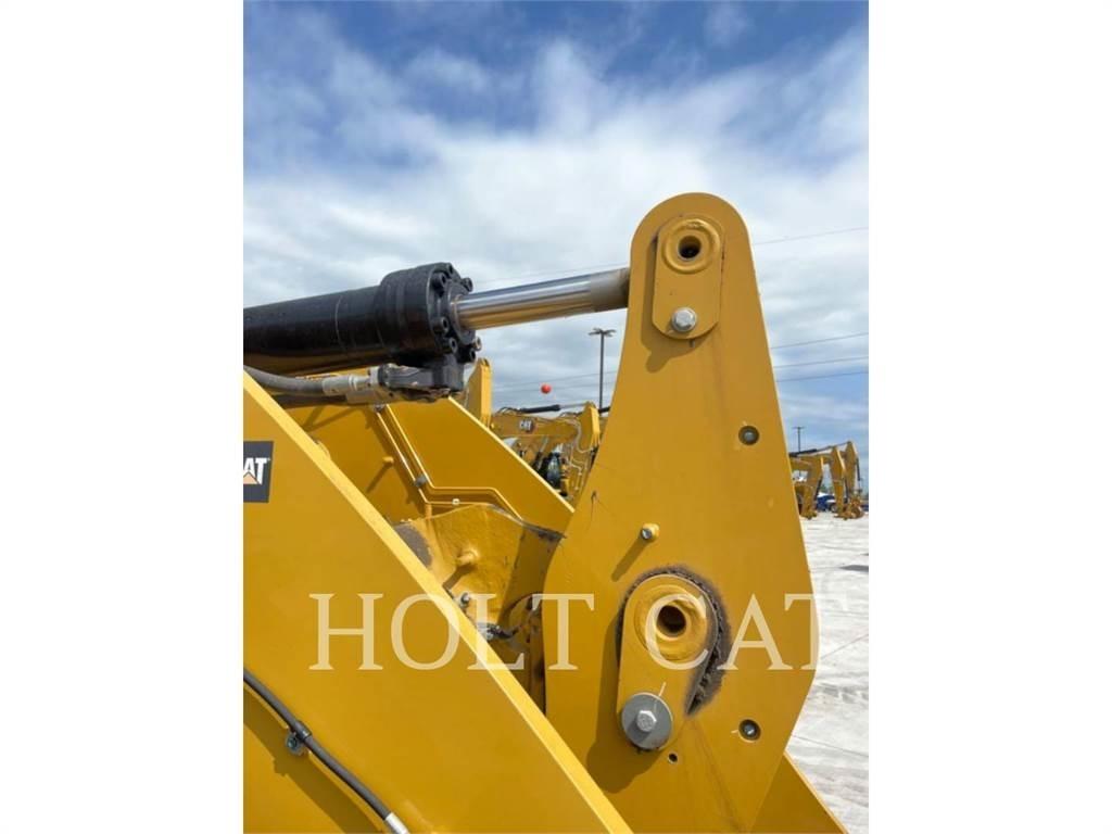 CAT 950M QC Pale gommate