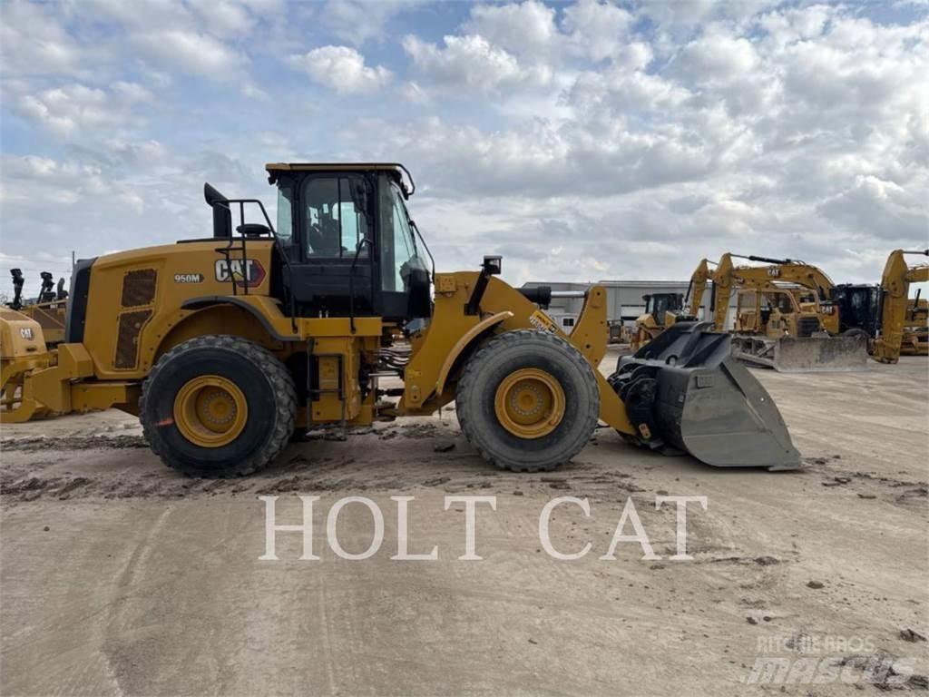 CAT 950M QC Pale gommate