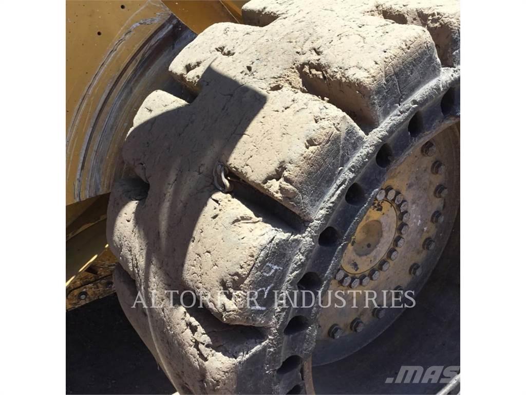 CAT 950M WH Pale gommate