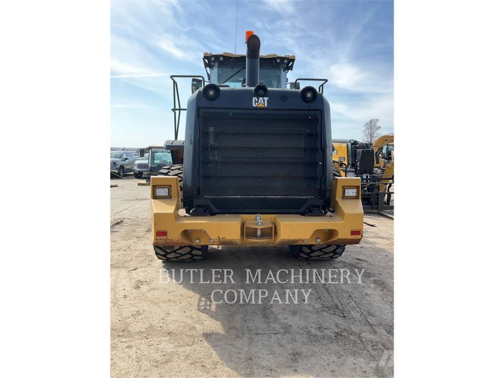 CAT 950M2VFUSL Pale gommate