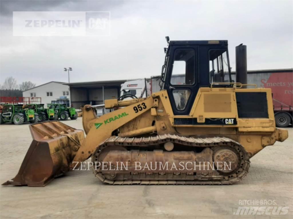 CAT 953 Pale cingolate