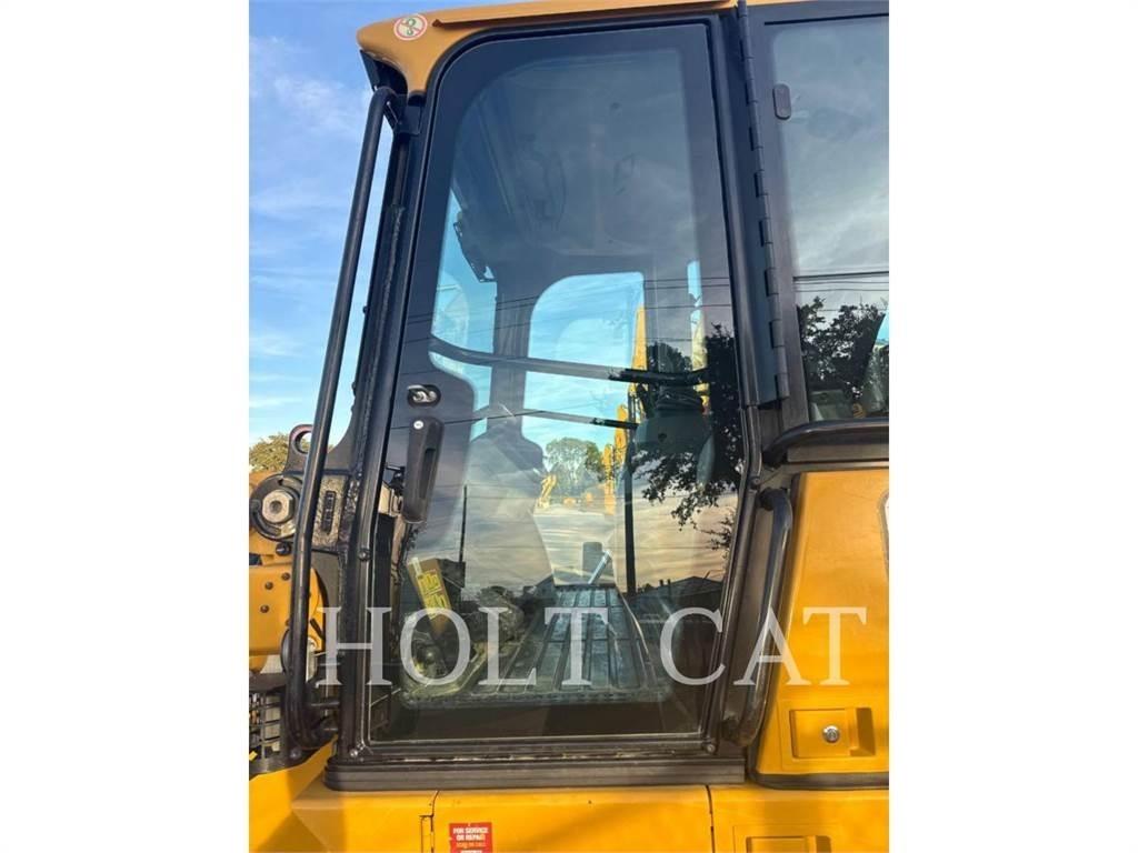 CAT 953 PO Pale cingolate