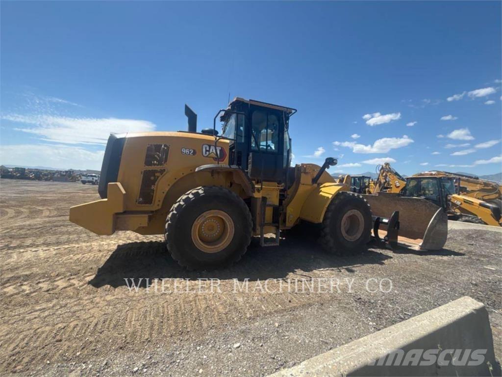 CAT 962 QC Pale gommate