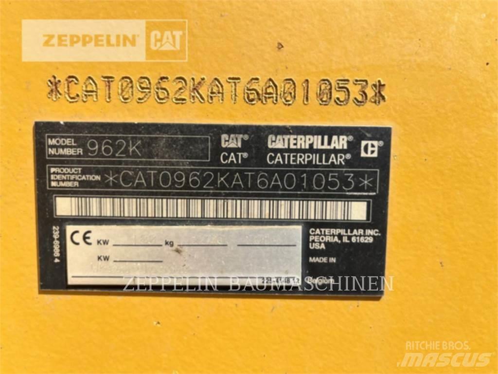 CAT 962K Pale gommate