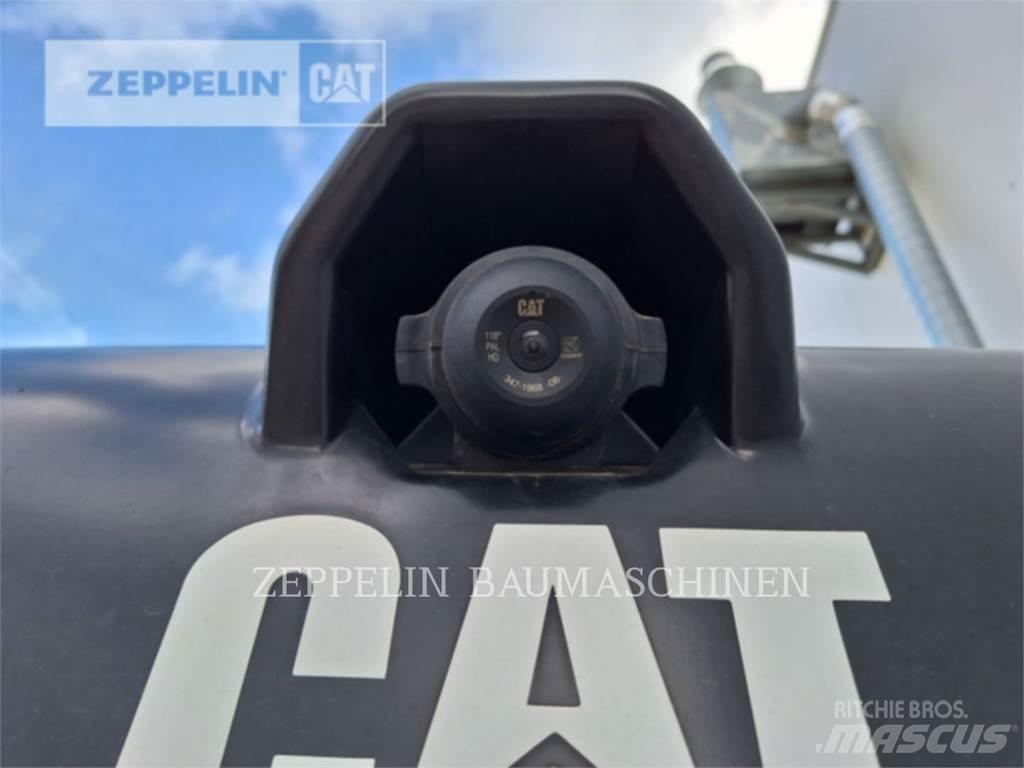 CAT 962M Pale gommate