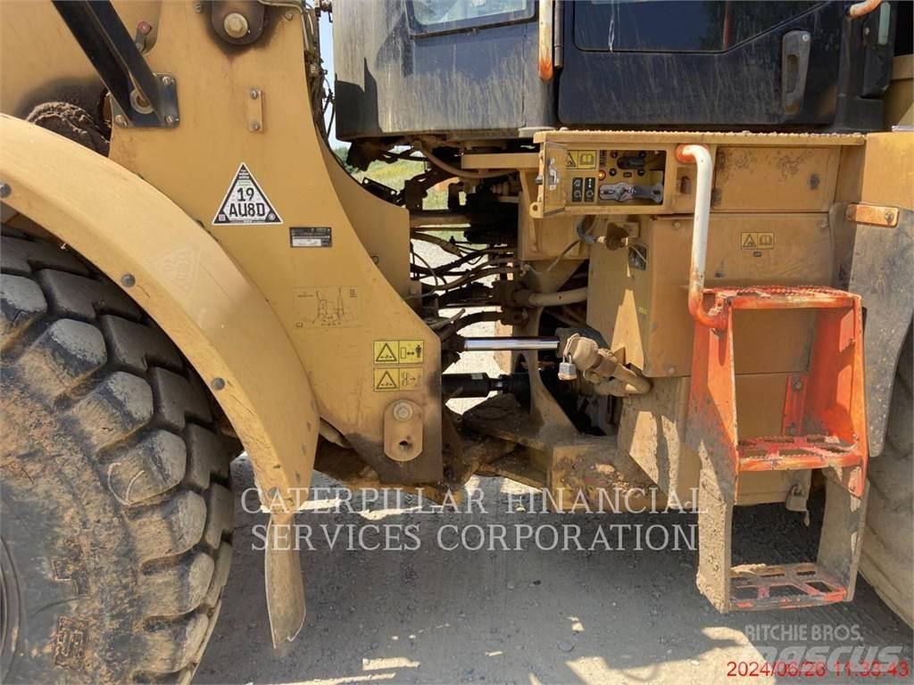 CAT 962M Pale gommate