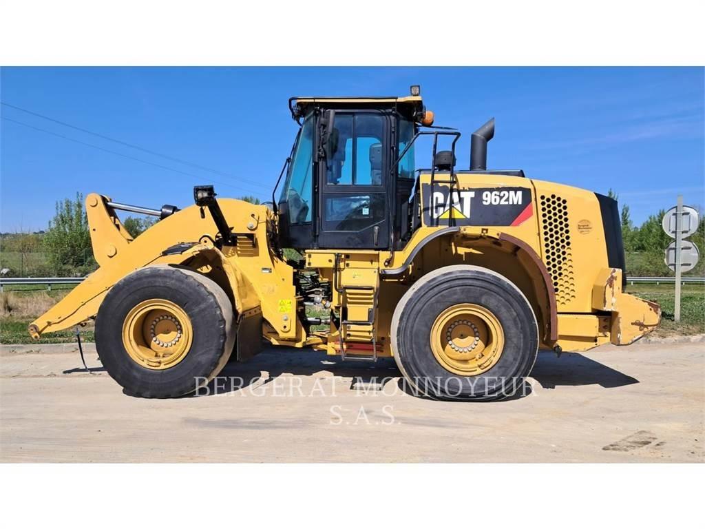 CAT 962M Pale gommate