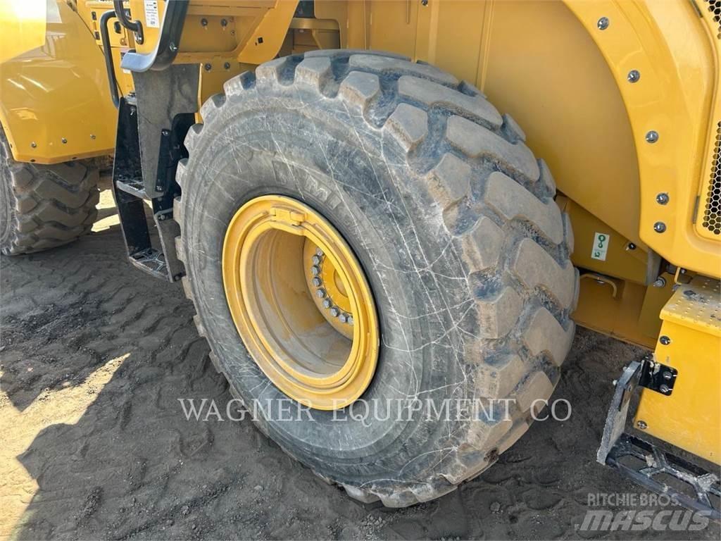 CAT 962M Pale gommate