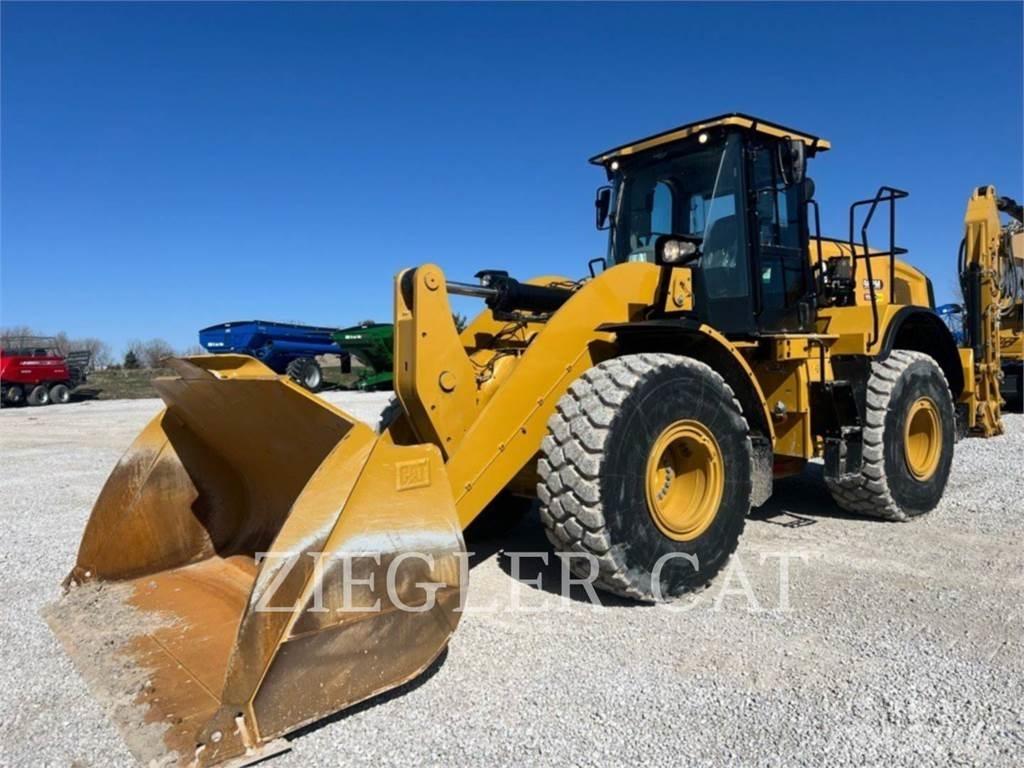 CAT 962M Pale gommate