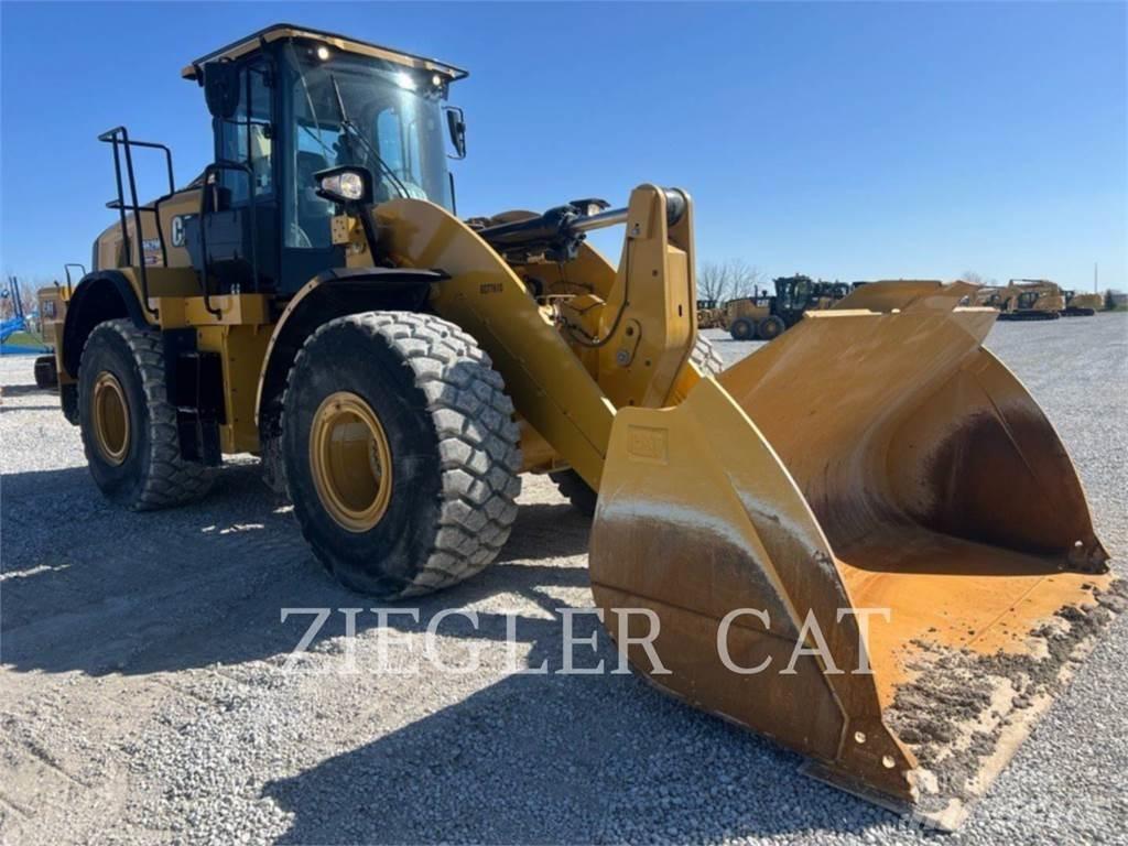 CAT 962M Pale gommate