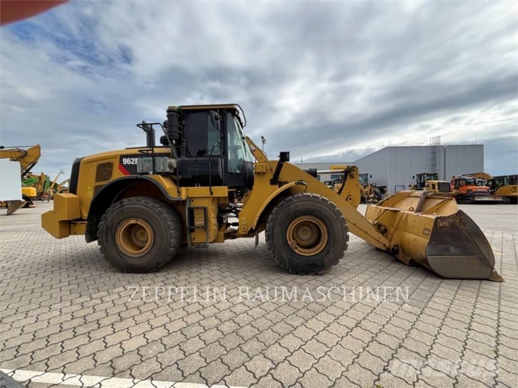 CAT 962M Pale gommate