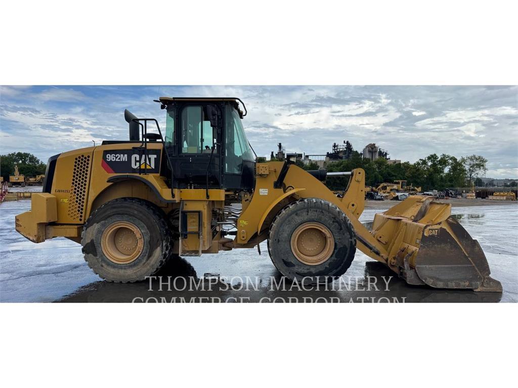CAT 962M Pale gommate