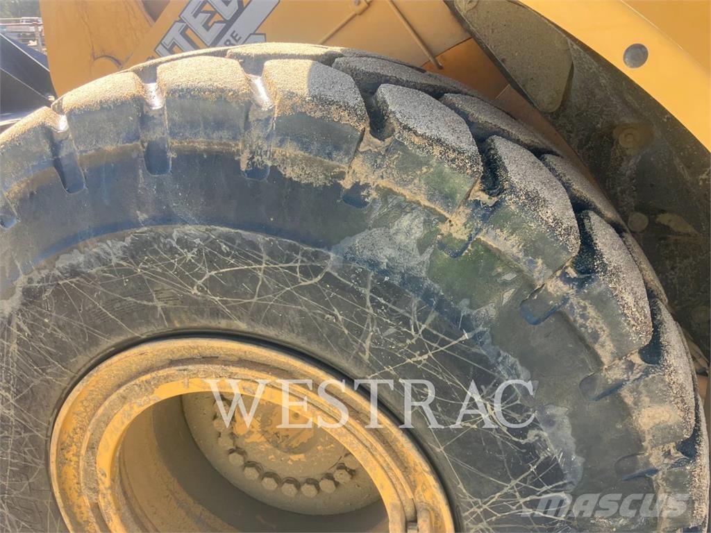 CAT 962M Pale gommate