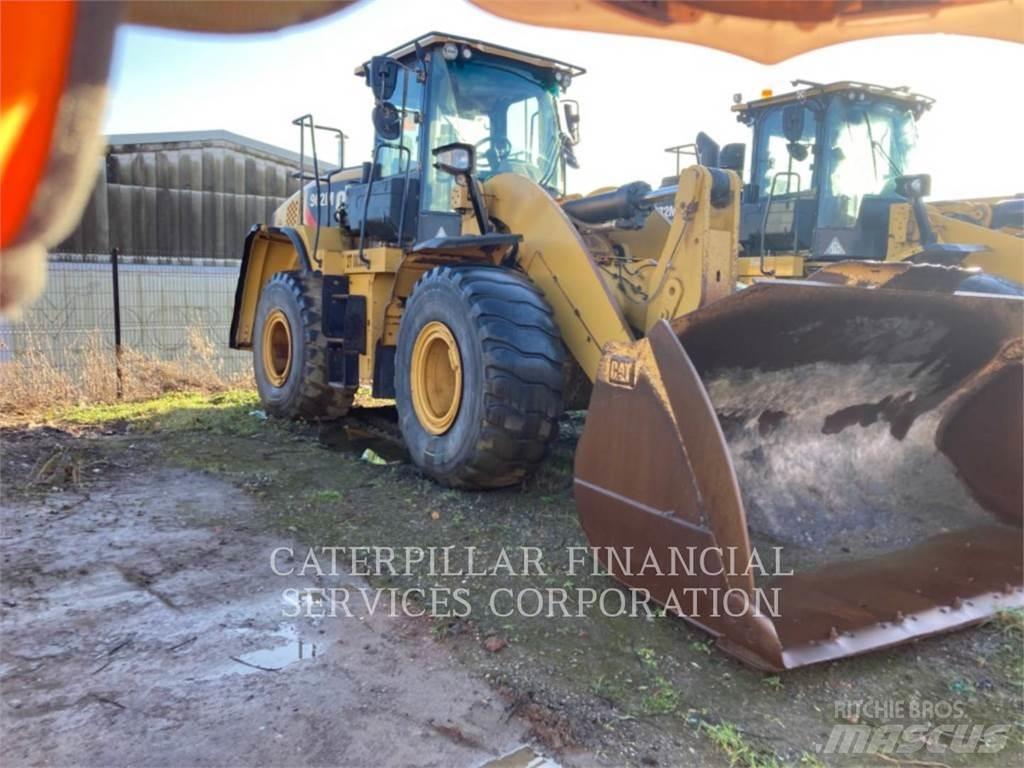 CAT 962M Pale gommate