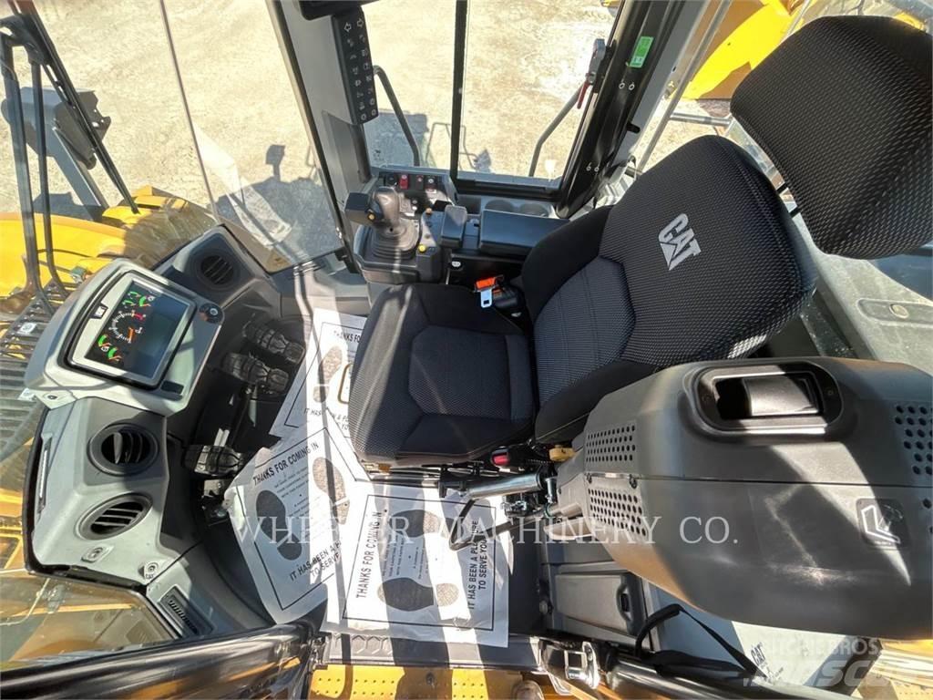 CAT 962M QC Pale gommate