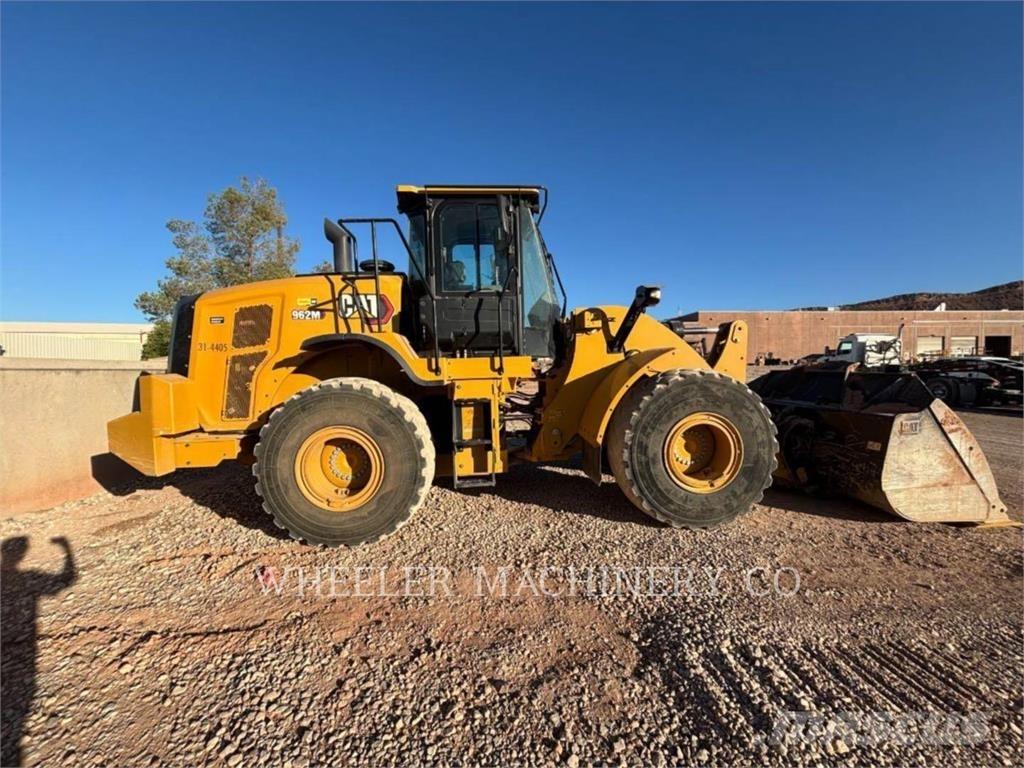 CAT 962M QC Pale gommate