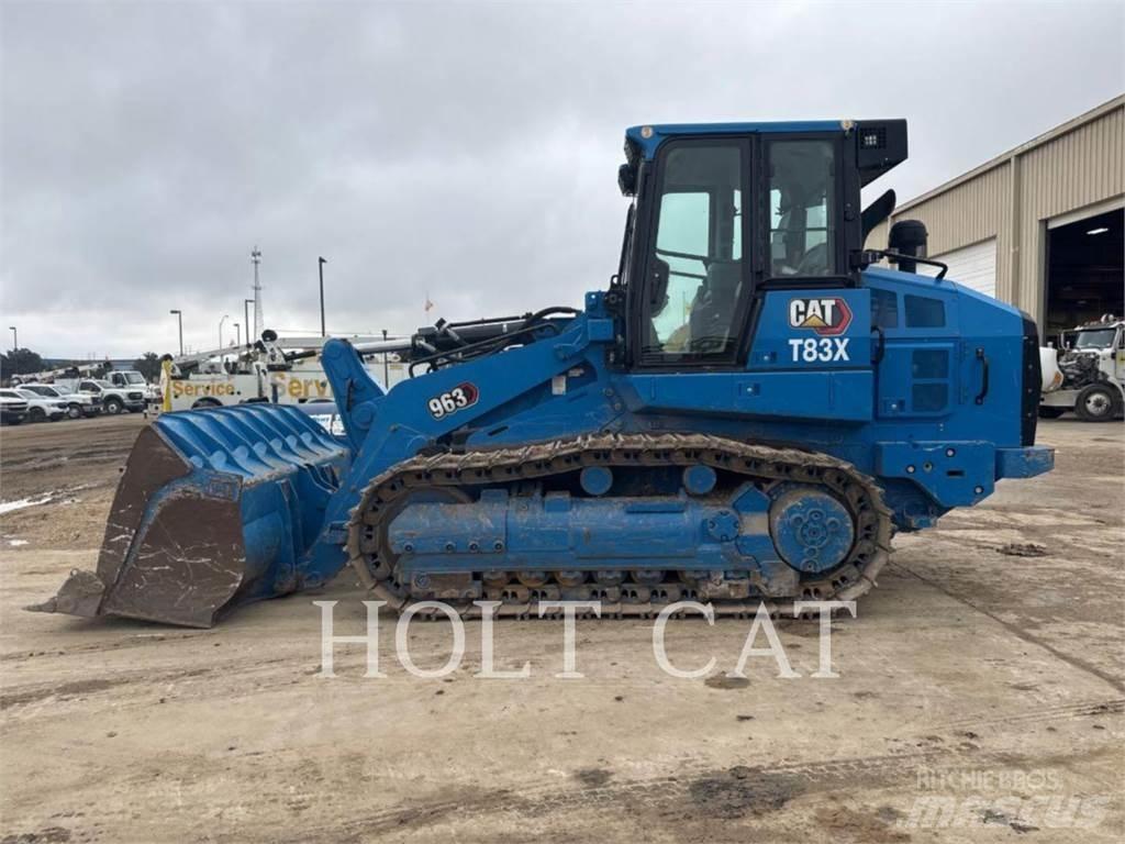 CAT 963 Pale cingolate