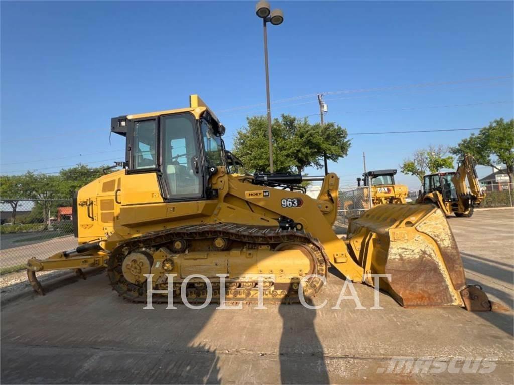 CAT 963 Pale cingolate