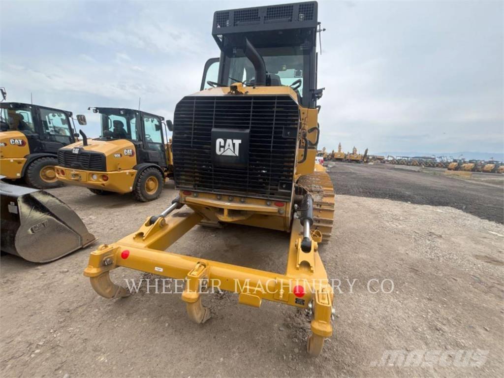 CAT 963 Pale cingolate