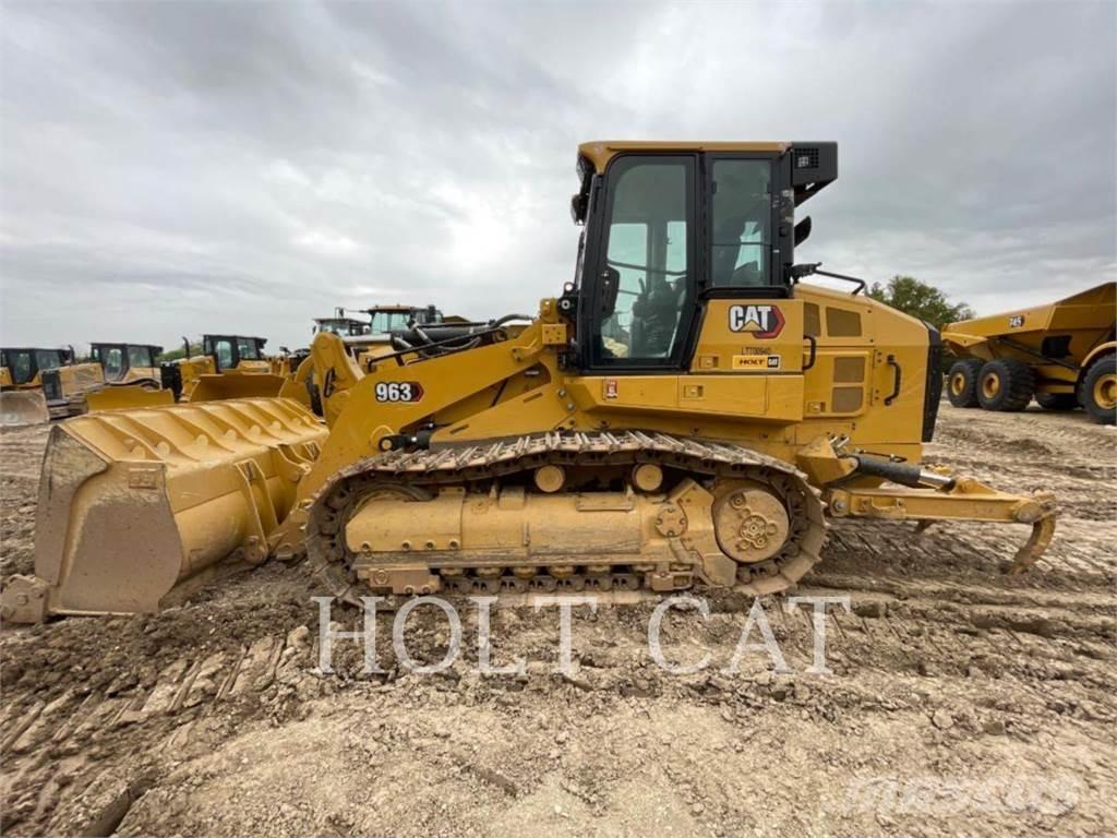 CAT 963 Pale cingolate