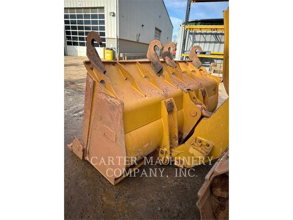 CAT 963-12 Pale cingolate
