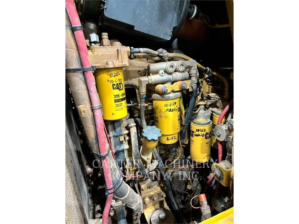 CAT 963D WASTE Pale cingolate