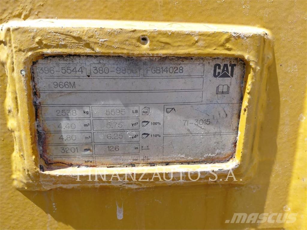 CAT 966 Pale gommate