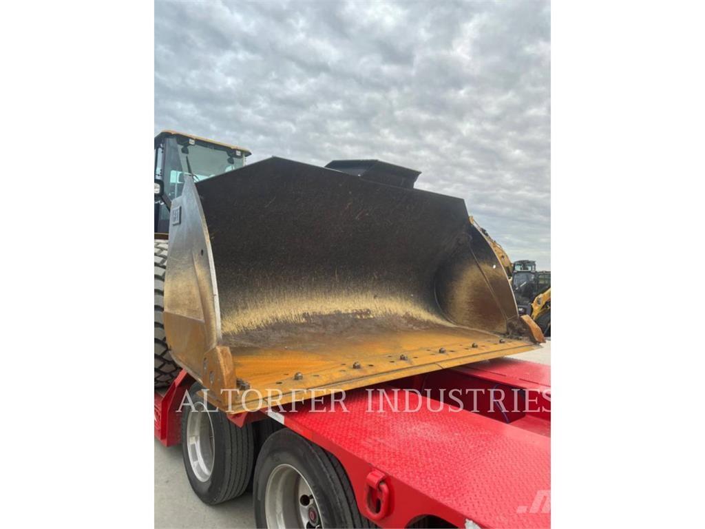 CAT 966-01GC Pale gommate