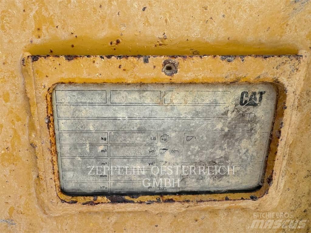 CAT 966-14 Pale gommate