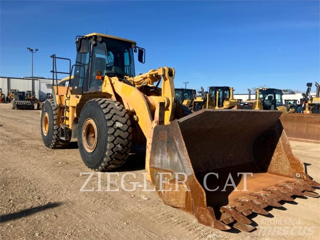 CAT 966G Pale gommate