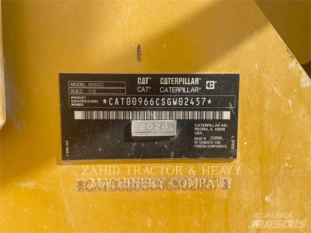 CAT 966GC Pale gommate