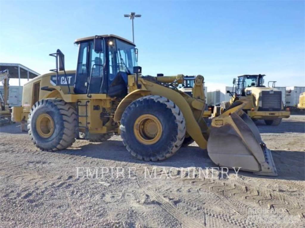 CAT 966H Pale gommate