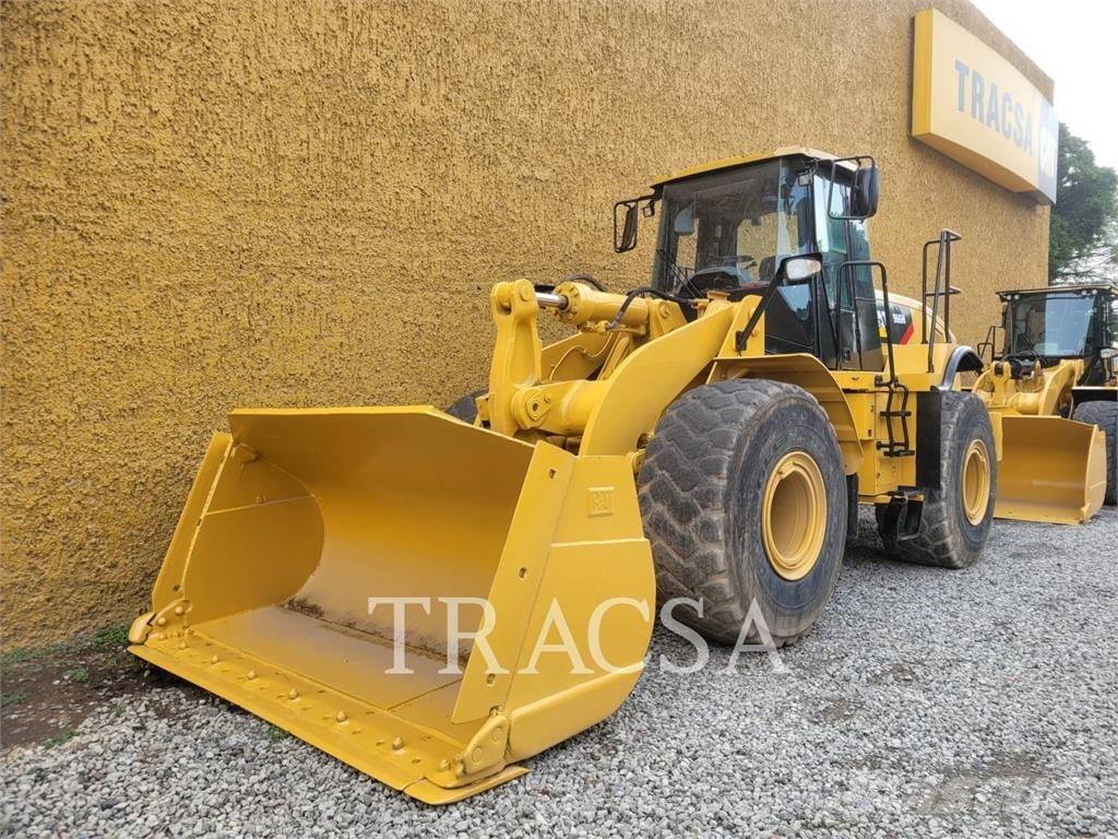 CAT 966H Pale gommate