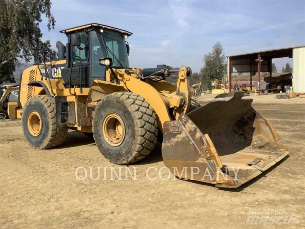CAT 966K Pale gommate